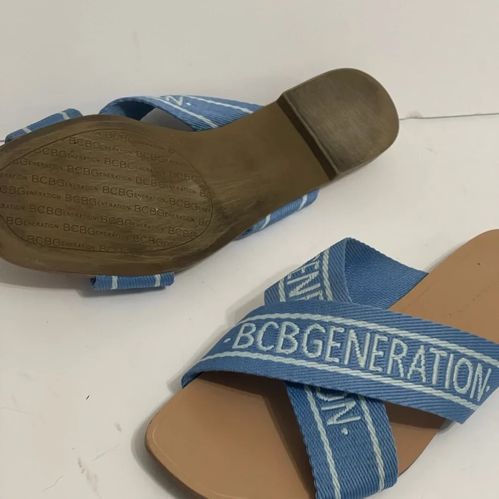 BCBGeneration blue flat Sandals sz 9 - Picture 12 of 12